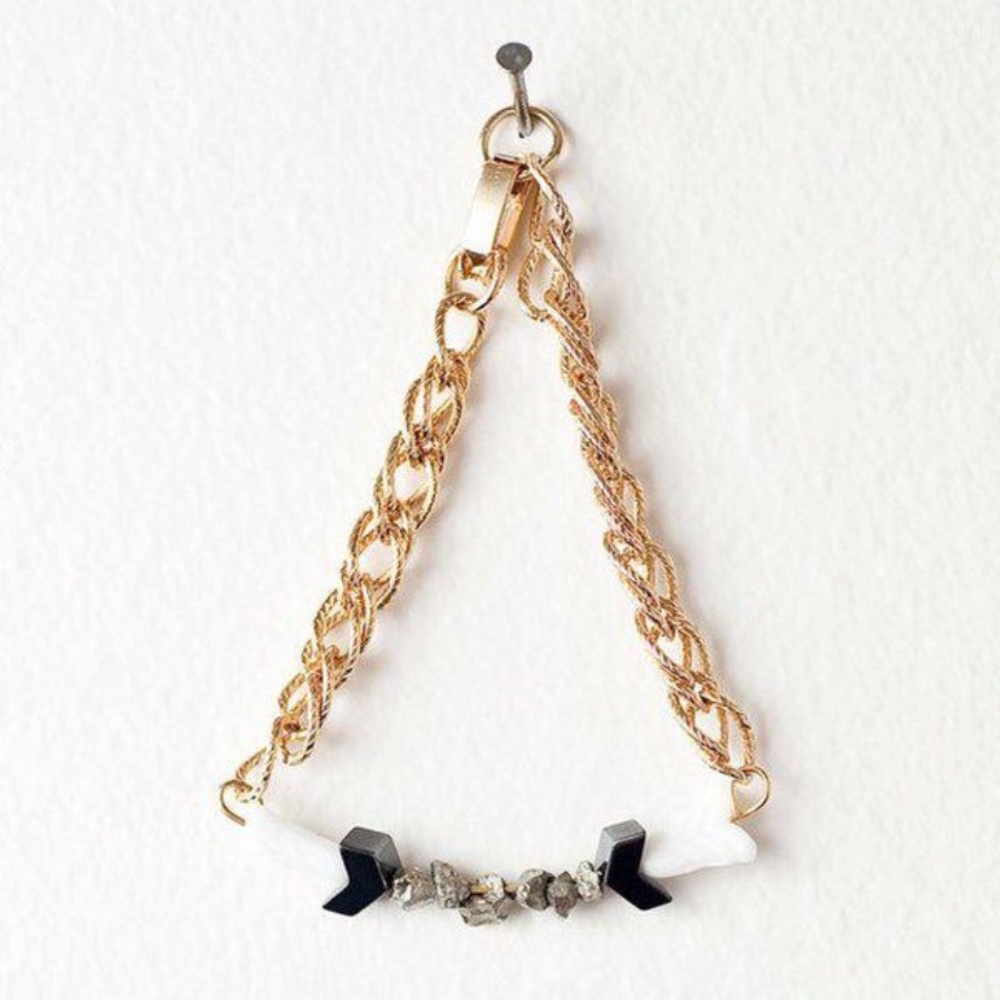 2/$30💎 Artisan mixed media bracelet with pyrite, black onyx, brass